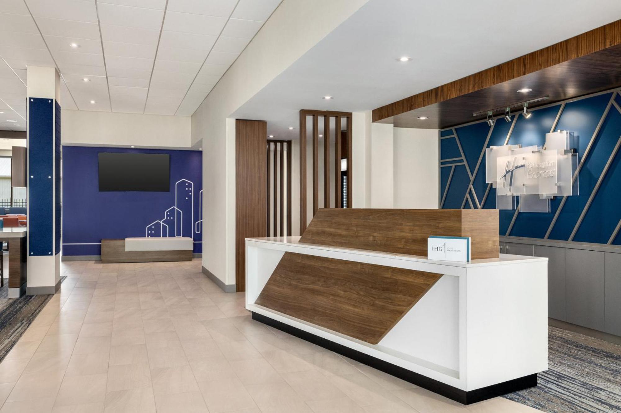 Holiday Inn Express - Strathroy By Ihg Exterior foto